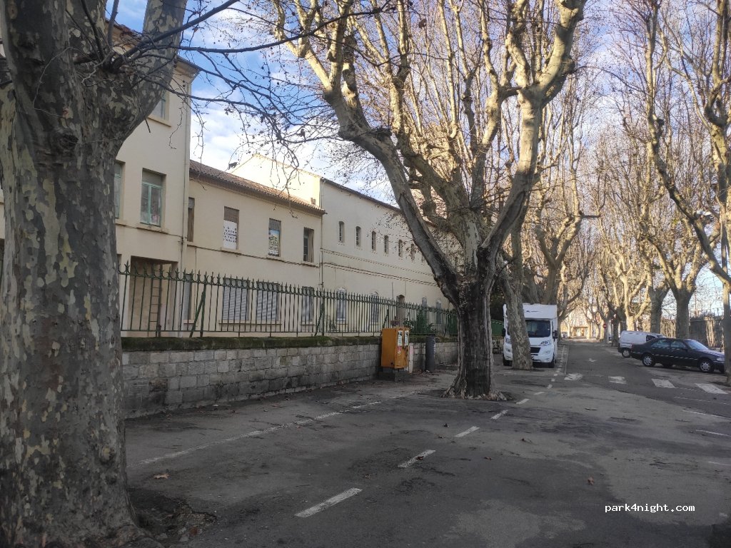 (13200) Arles - 6 Boulevard Emile Combes — foto