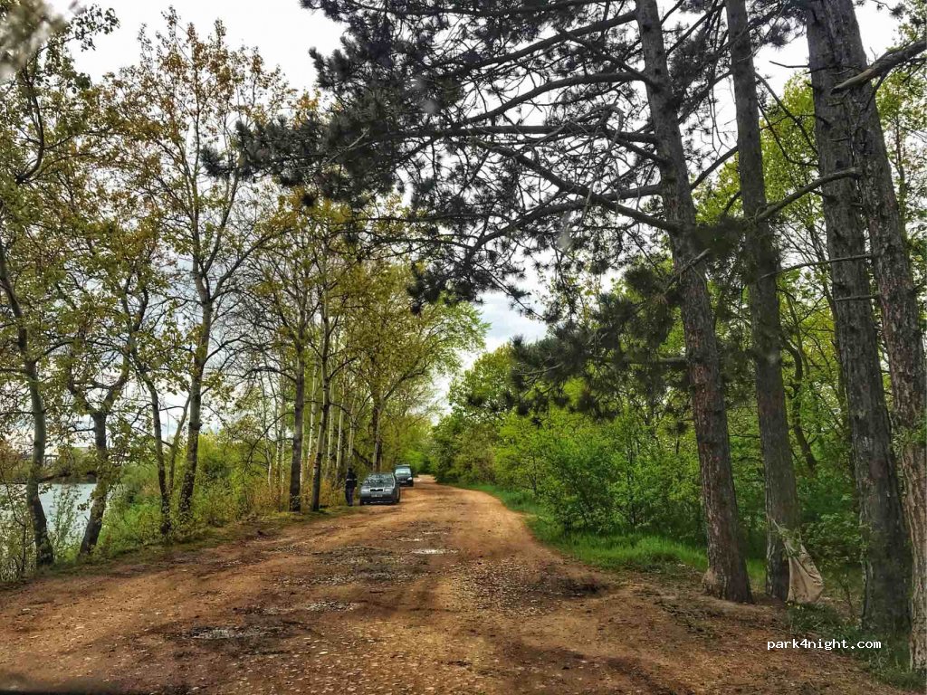 (503 32) Hradec Králové - 177 Březhradská — foto 2