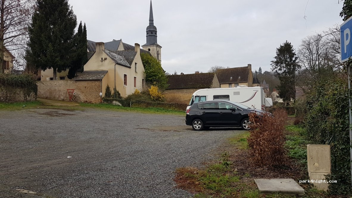 (72470) Champagné - 1B Rue Jacques Guède — foto