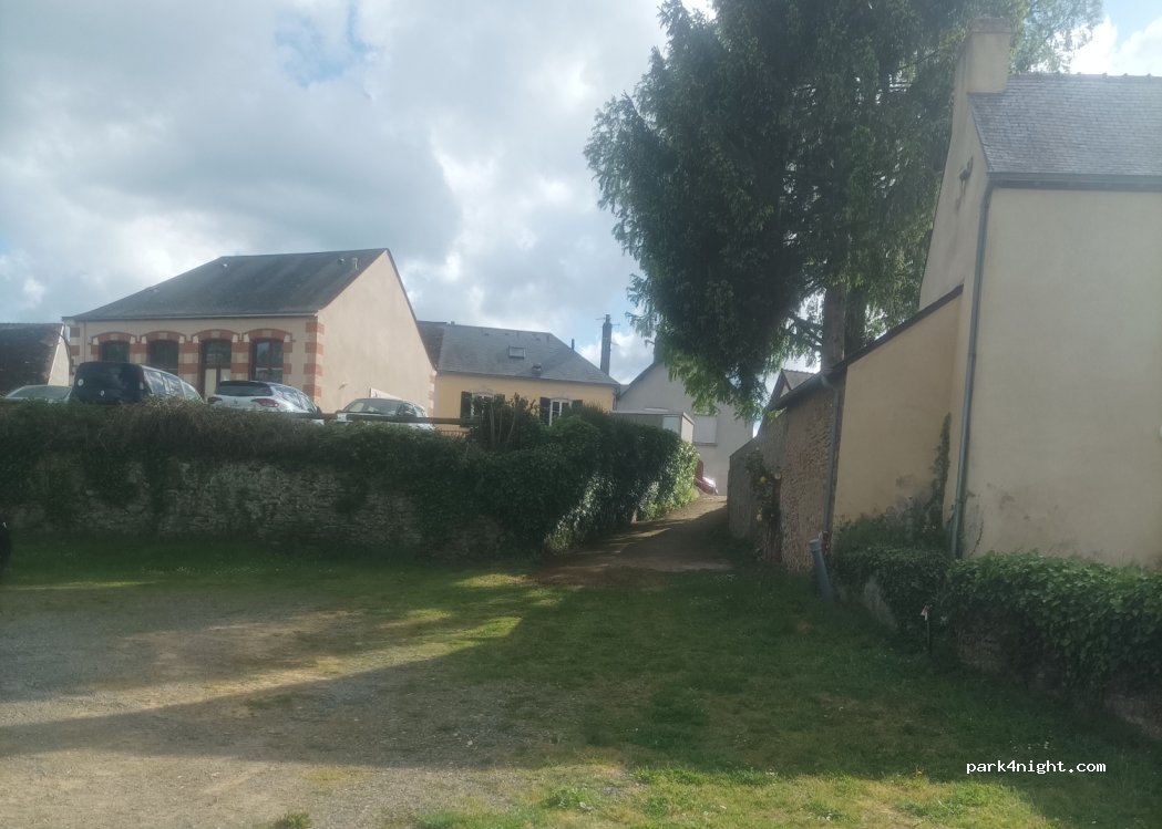 (72470) Champagné - 1B Rue Jacques Guède — foto 4