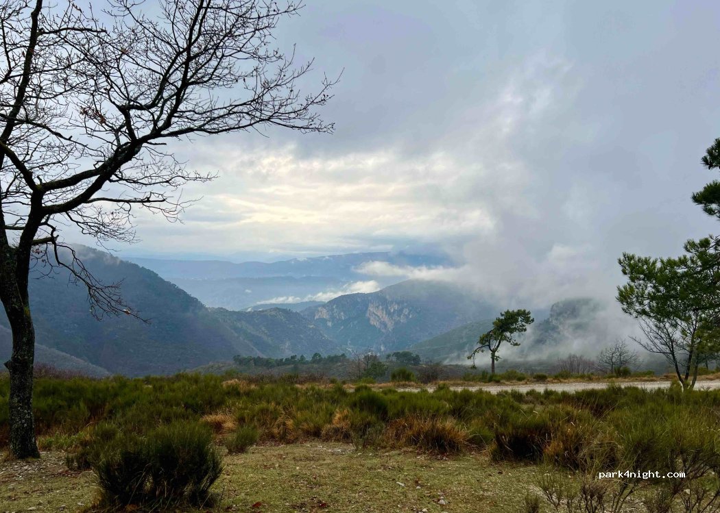 (06440) Lucéram - Unnamed Road — foto 4