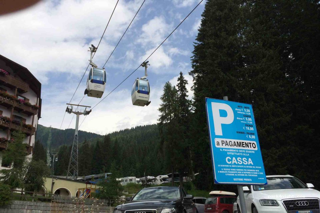 (38086) Madonna di Campiglio - SS239 — foto