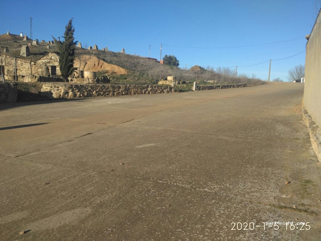 (49780) Pobladura del Valle - 1 Calle St Tomas — foto 2