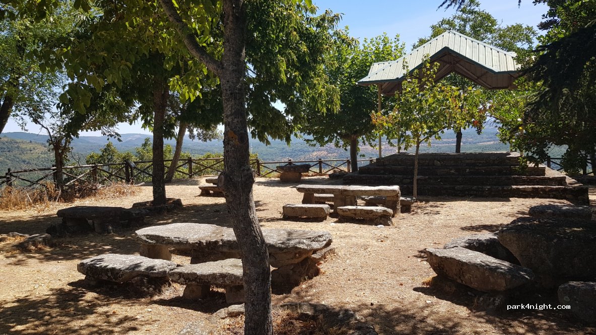 (37610) Mogarraz - Unnamed Road — foto