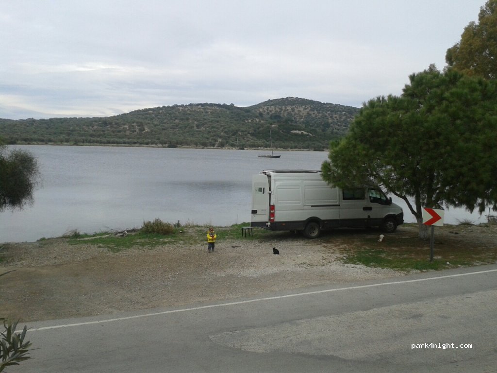(35980)  - 45 Bademli 11. Sokak — foto