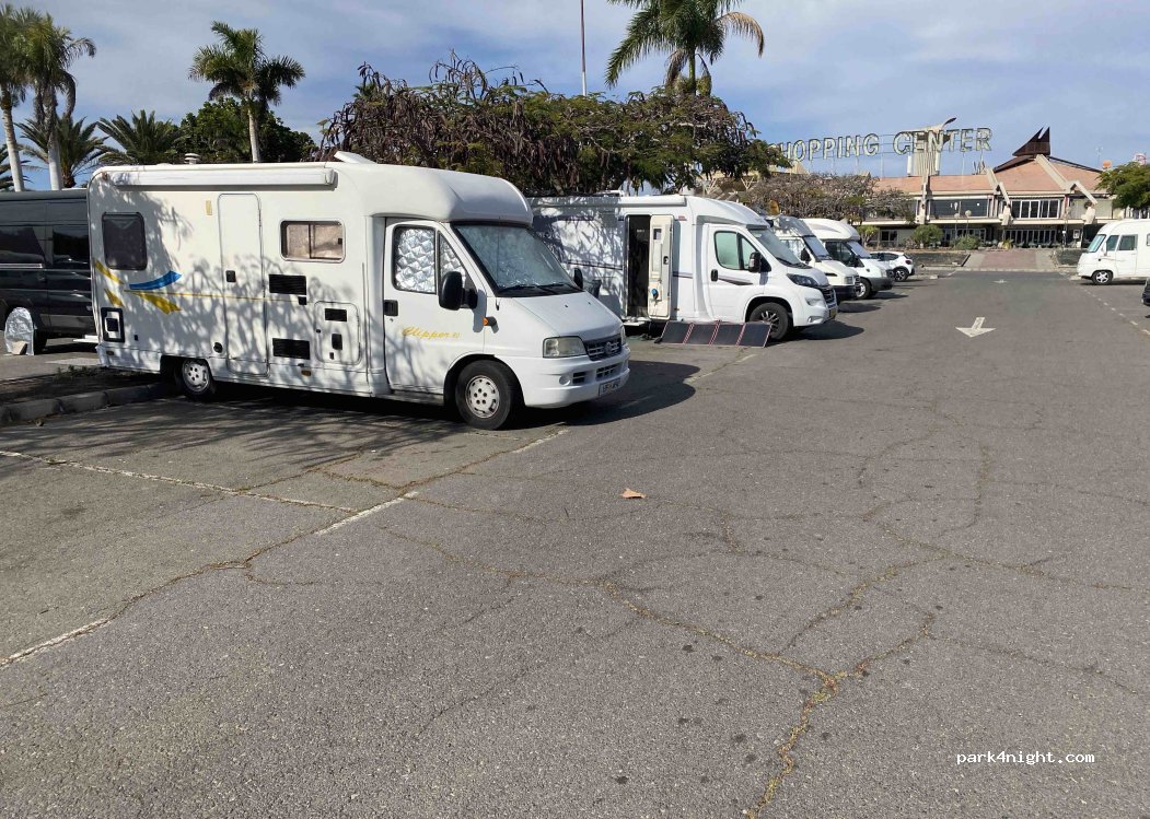 (35100) San Bartolomé de Tirajana - Calle Tourop Aurinkom — foto 3