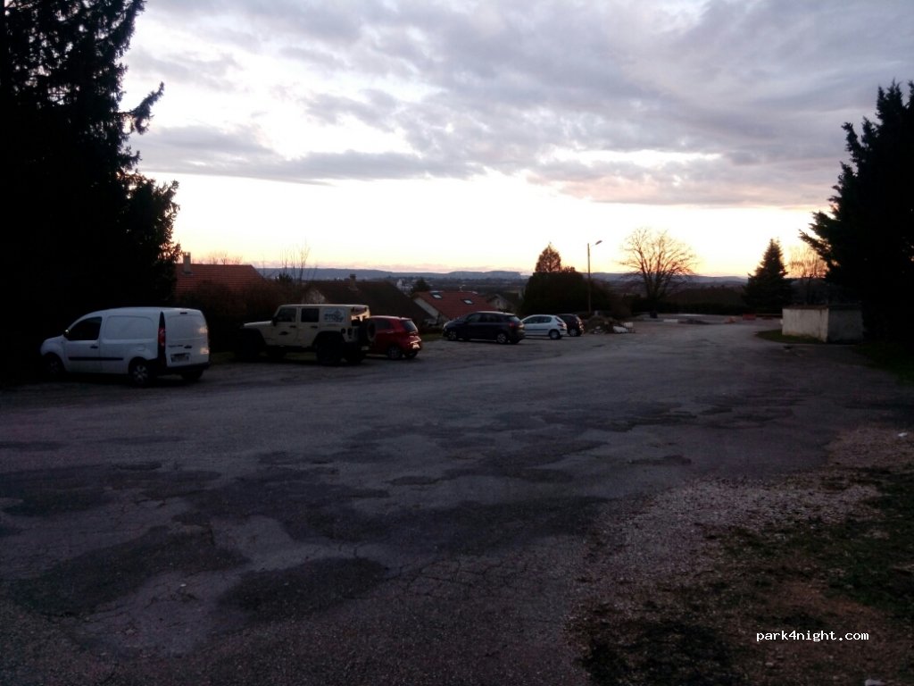 (01800) Meximieux - 17 Rue du Clos Saint-Jean — foto