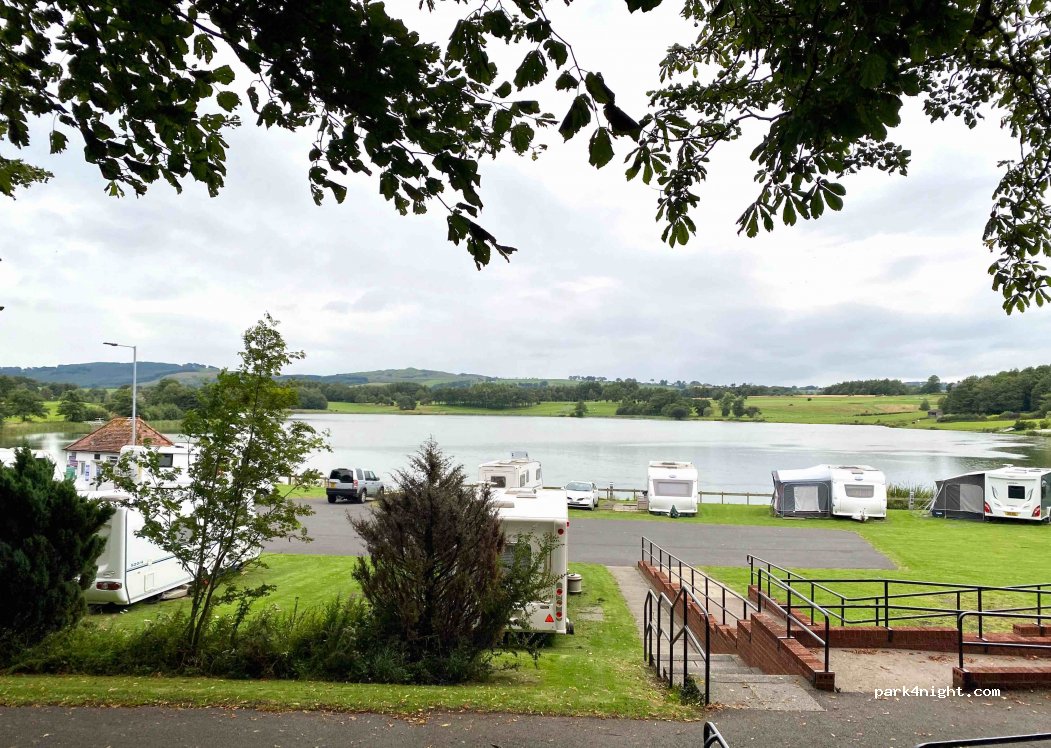 Kirk Loch Campsite — foto