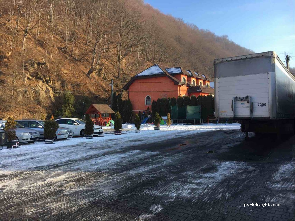 (407225) Ciucea - Strada Principala E60 — foto 2