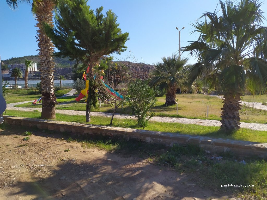 (33840)  - Yakamoz Sokak — foto