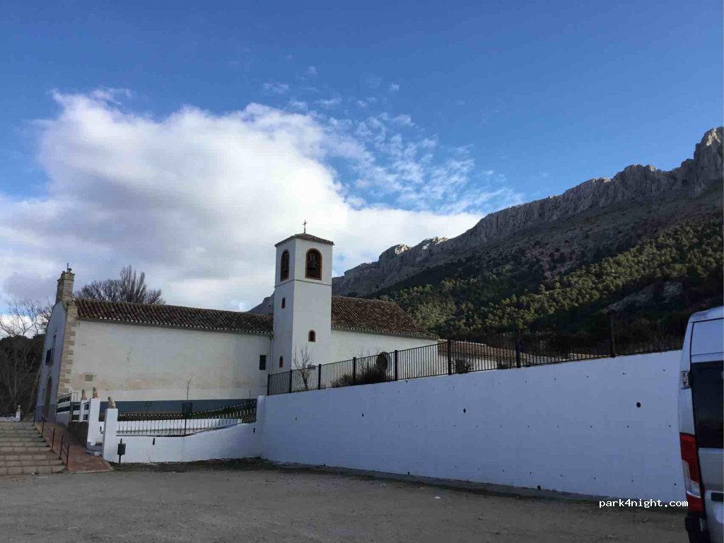 (04830) María - Unnamed Road — foto