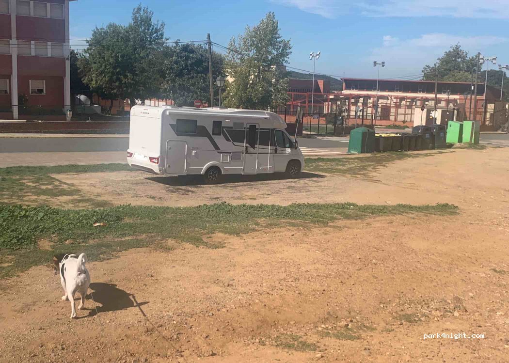 (21230) Cortegana - 1 Avenida Fray Alonso Giraldo Terre — foto 3