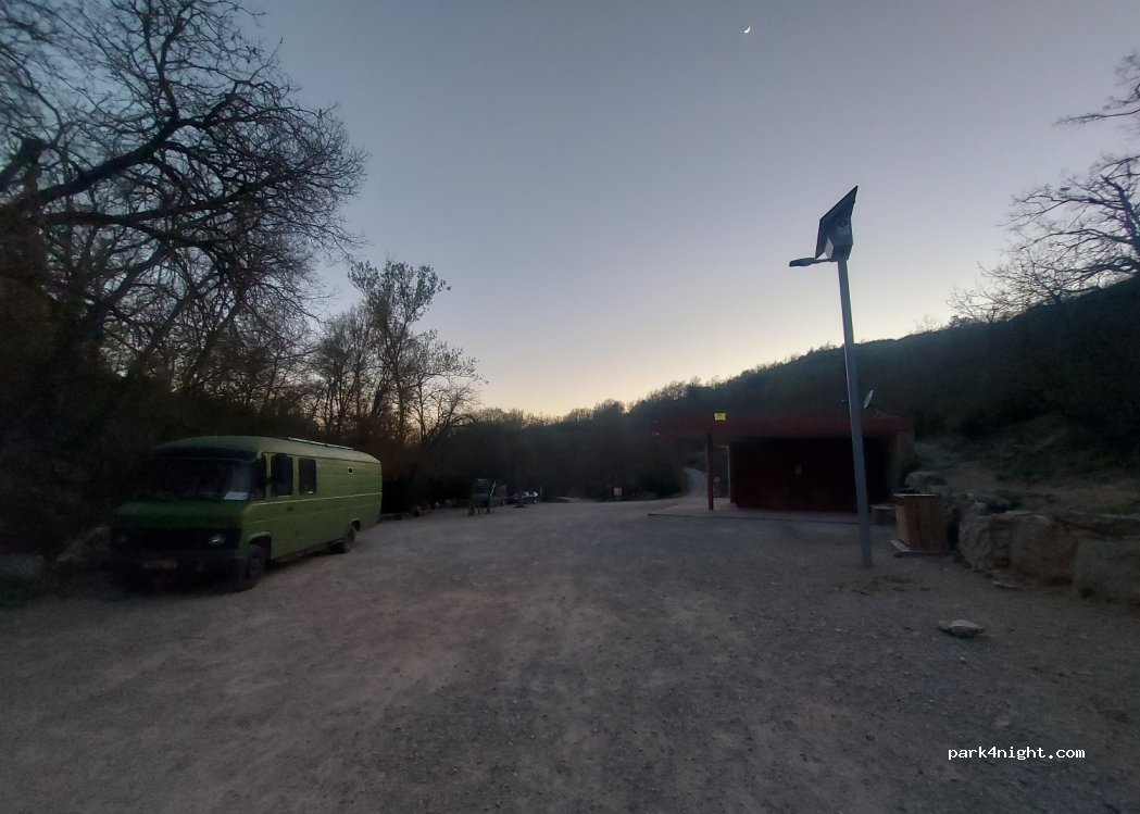 Parc Prehistòric de les Coves del Toll de Moià — foto 4