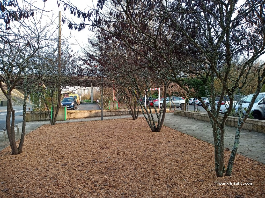 Parking gratuit Sainte Radegonde — foto
