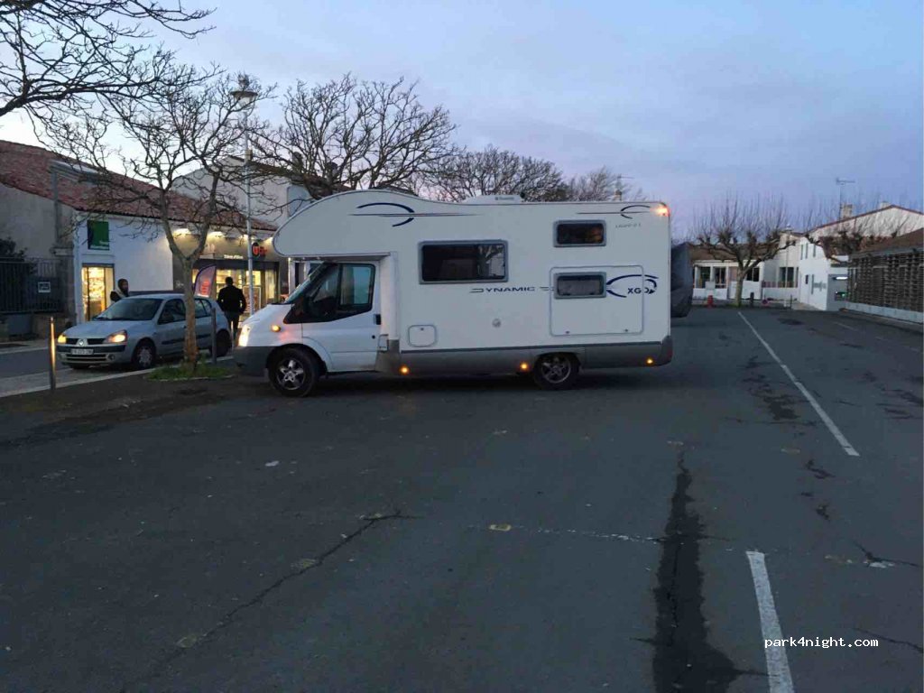 (17650) Saint-Denis-d'Oléron - 16 Rue de la Libération — foto