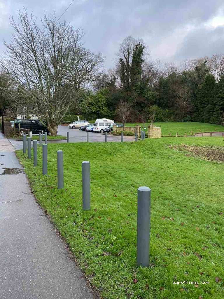 (GU6 7RE) Ewhurst - The Street — foto 2