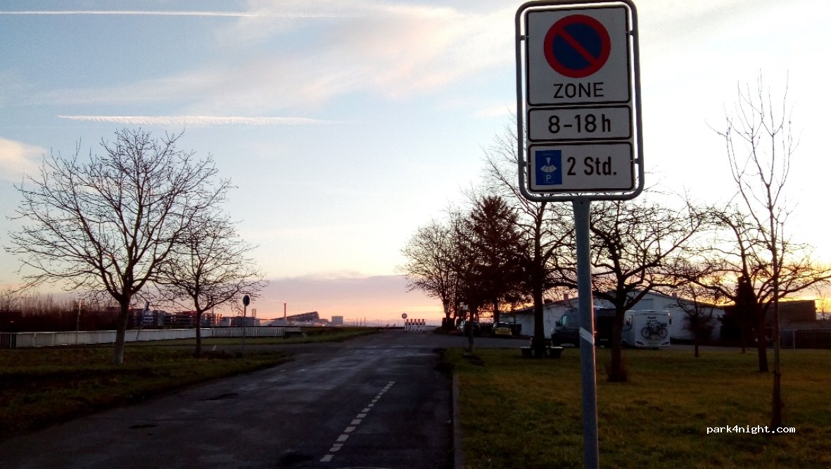 (70771) Leinfelden-Echterdingen - 91 Bernhäuser Straße — foto