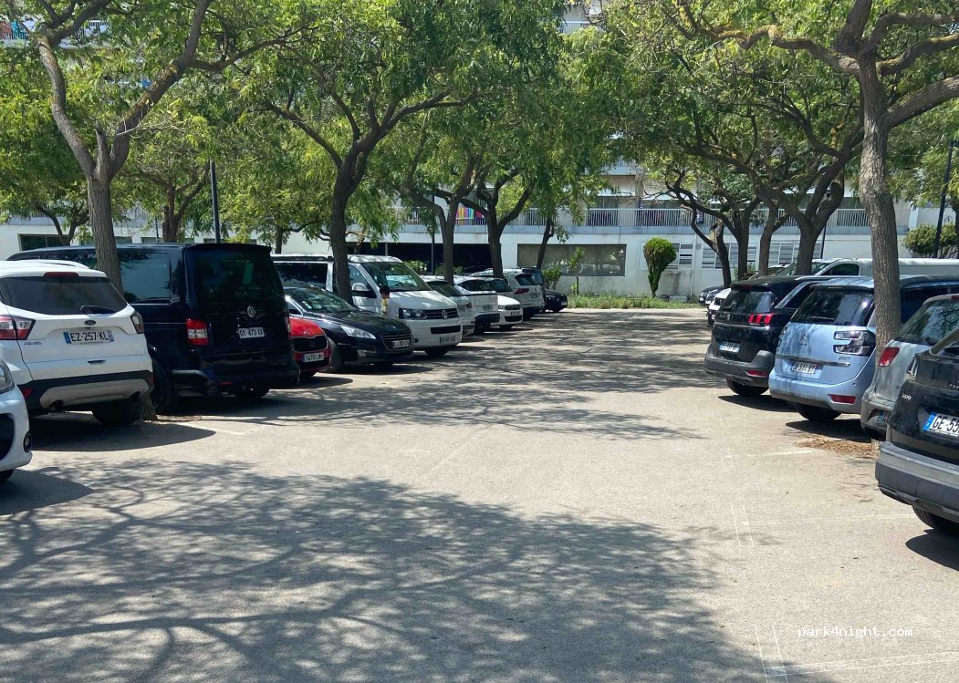 (17480) Roses - 42 Passeig Marítim — foto 4