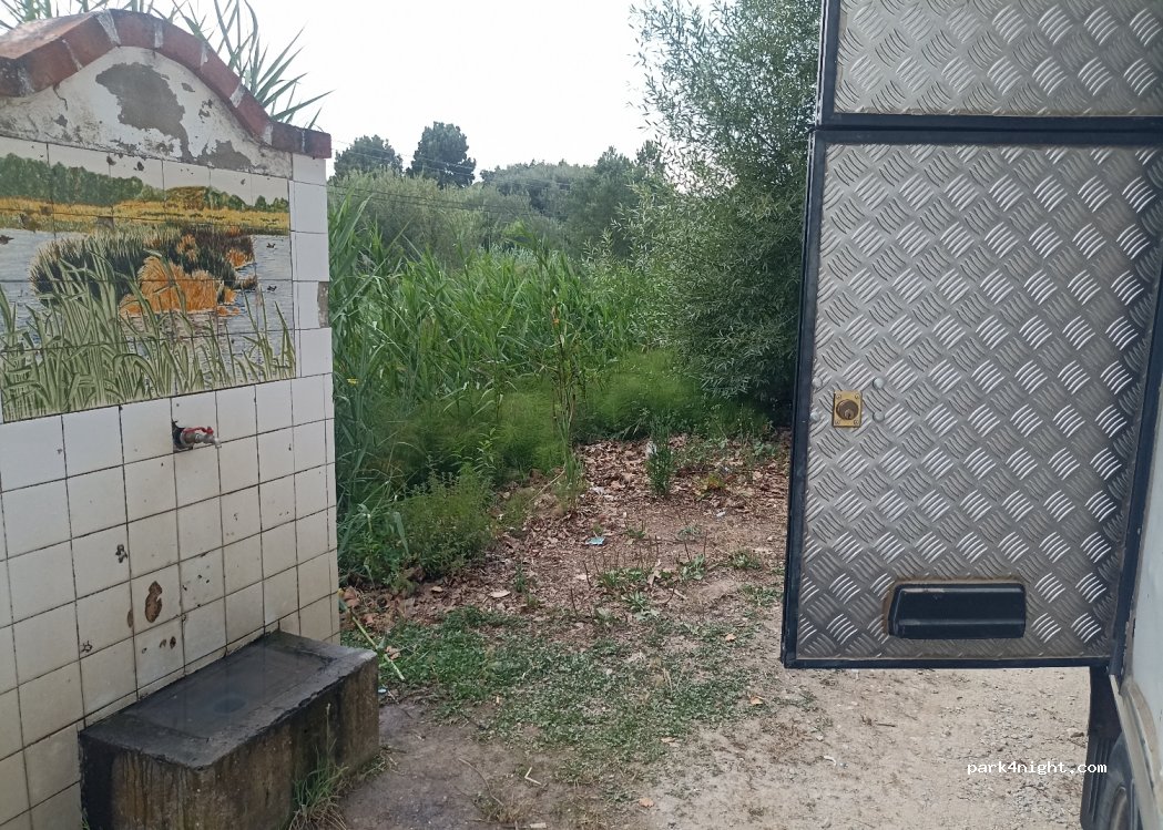 (2500-303) Caldas da Rainha - N8 — foto 2