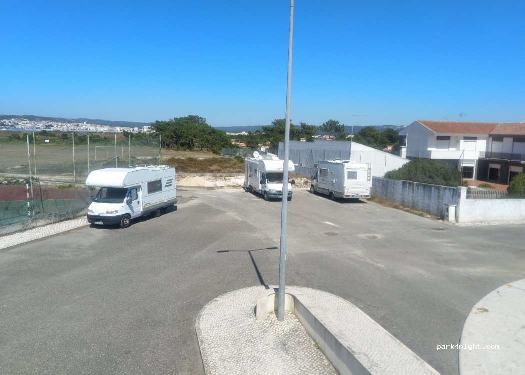 (2500) Salir do Porto - 7 Rua da Ponte — foto 2