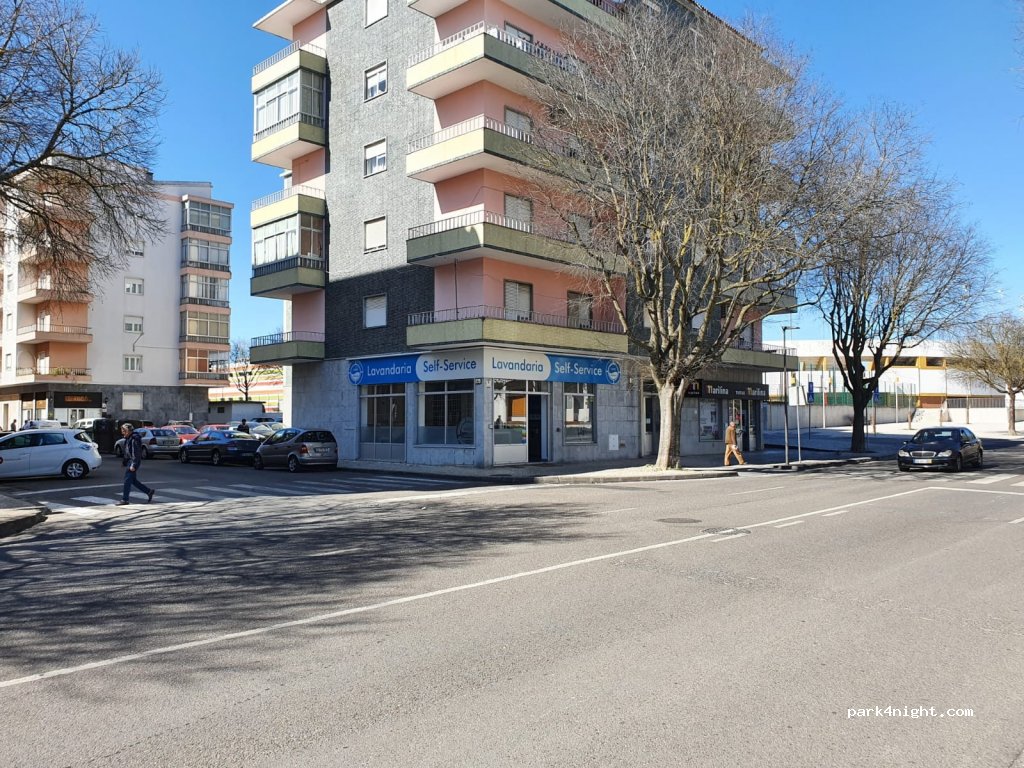 (2000-184) Santarém - 6 Avenida Grupo de Forcados Amadores de Santarém — foto 3
