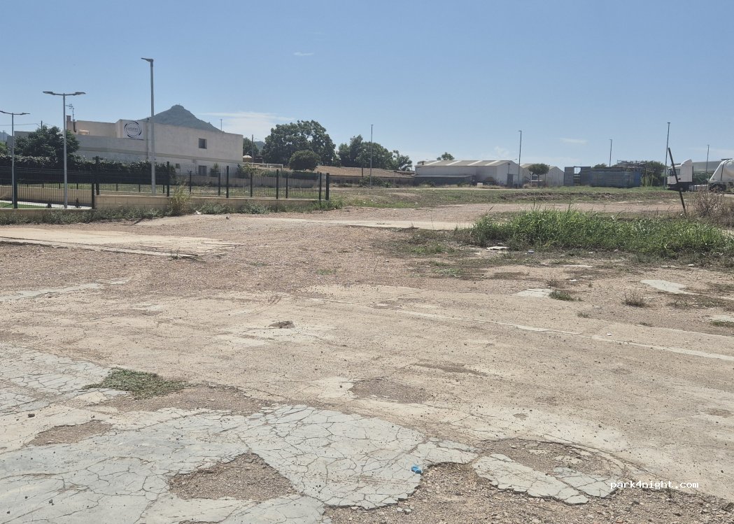 (43870) Amposta - 210 Avinguda de la Ràpita — foto 2