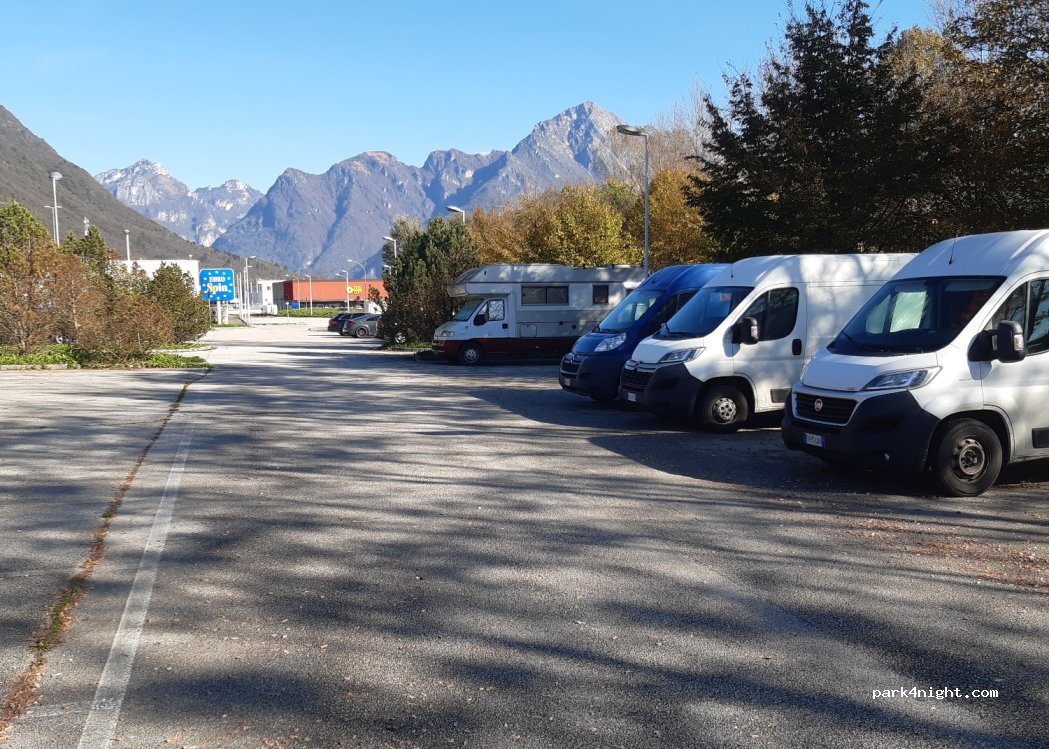 (32100) Belluno - 55 F Via del Candel — foto