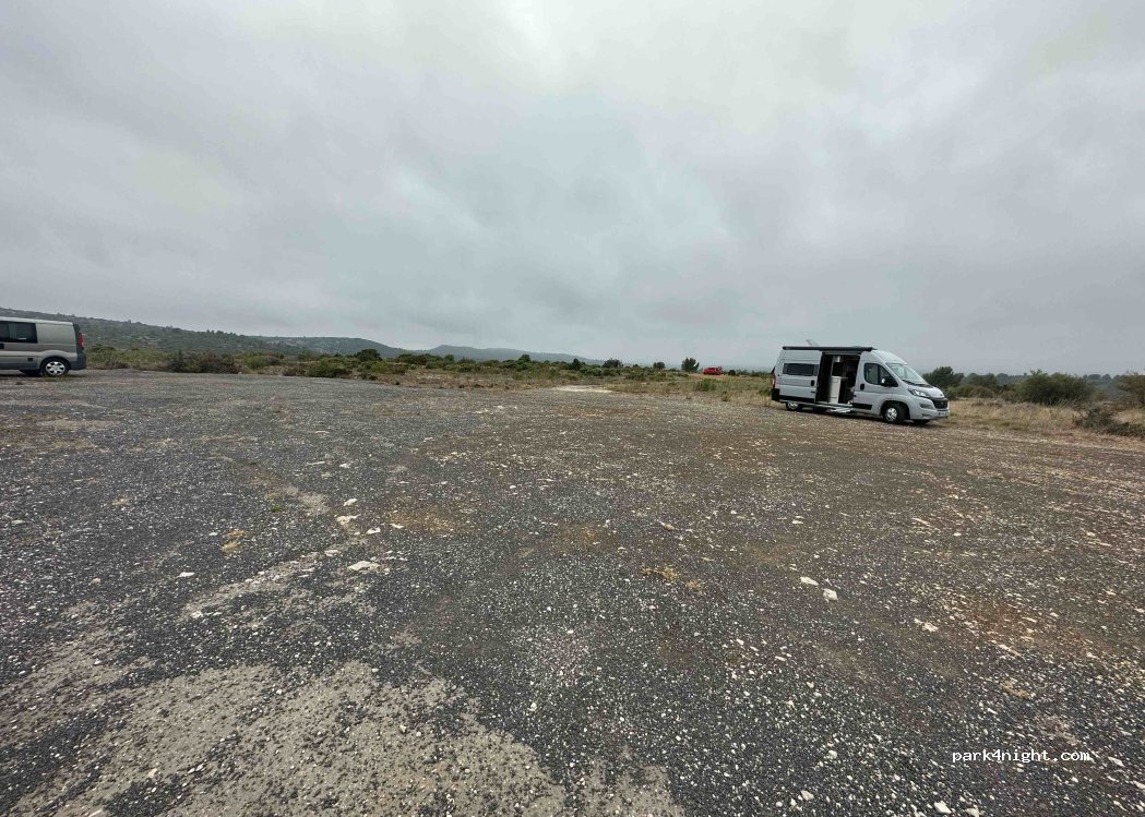 (11540) Roquefort-des-Corbières - D205 — foto 2