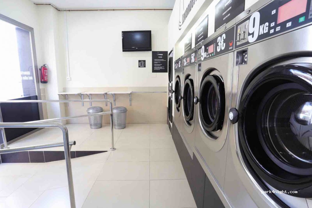 (11300) La Línea de la Concepción - 1 Calle Carboneros — foto 3