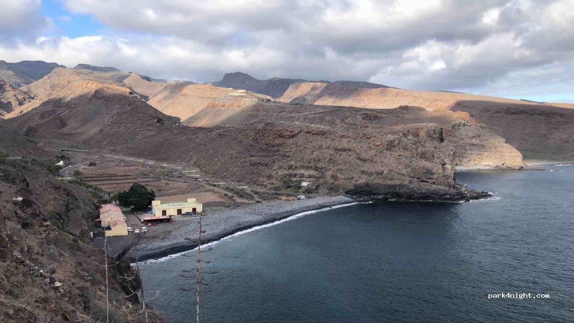 (38811) San Sebastián de La Gomera - 39 Calle Playa Santiago — foto