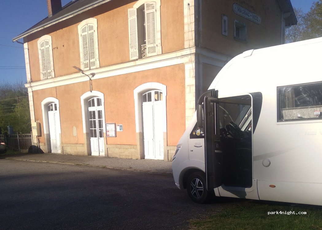 (87260) Vicq-sur-Breuilh - — foto