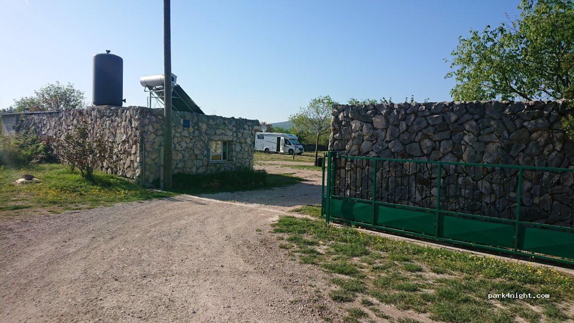 Camp Slapovi Krke — foto