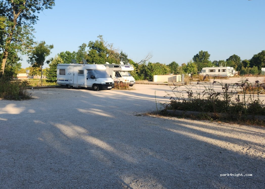 (82100) Castelsarrasin - 7 Chemin des 2 Ponts — foto 3