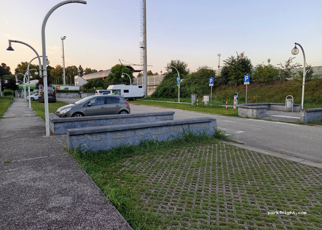(30034) Mira - 18 Via Giuseppe Di Vittorio — foto 2