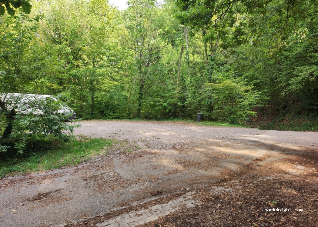 Wanderparkplatz Waldgaststätte Schützenhaus — foto