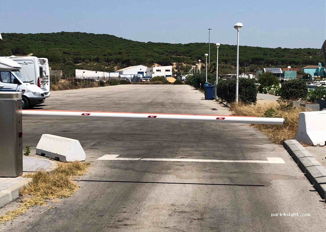 Area de Autocaravanas Puerto de Barbate — foto