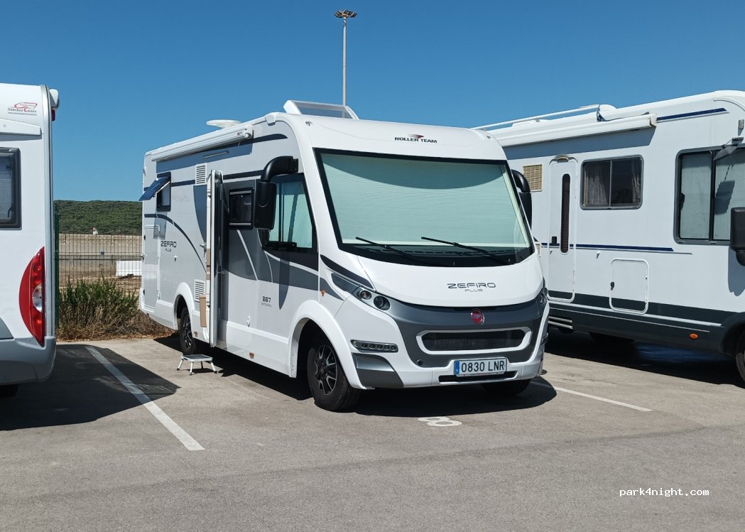Area de Autocaravanas Puerto de Barbate — foto 2
