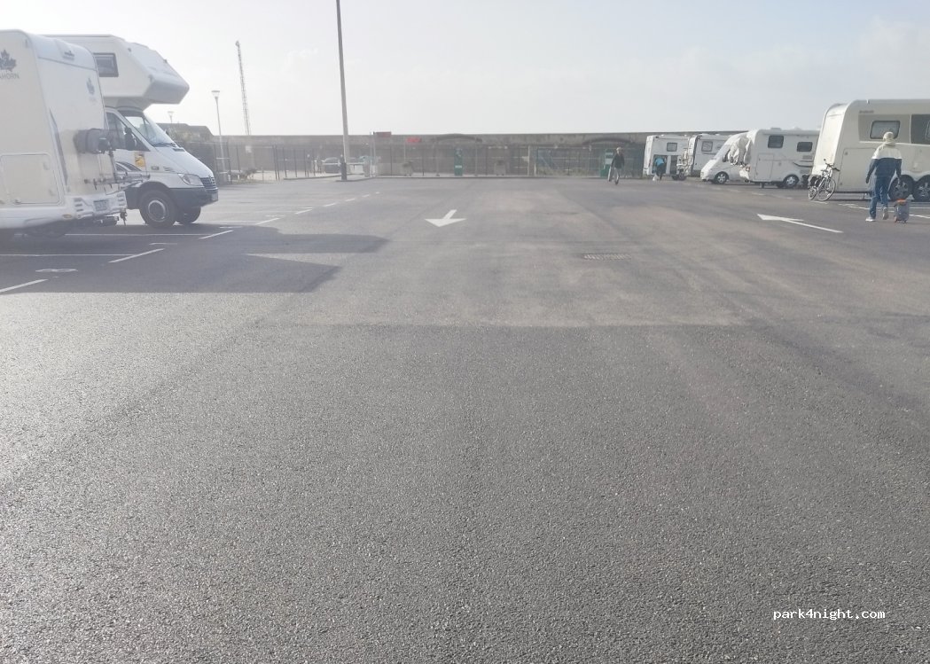 Area de Autocaravanas Puerto de Barbate — foto 4