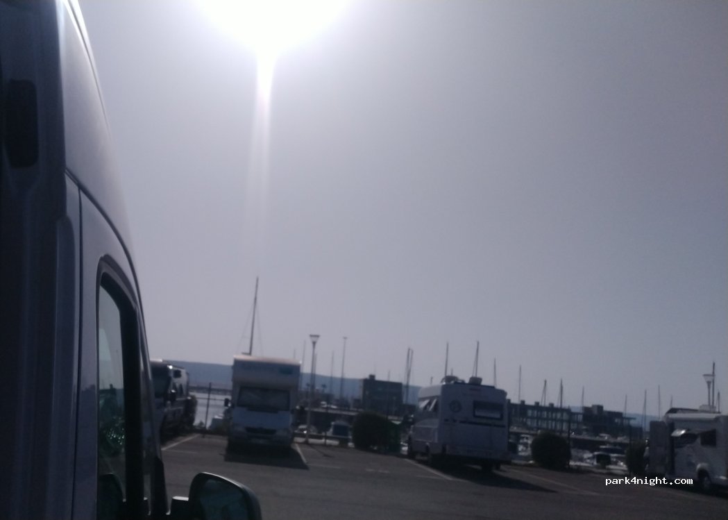 Area de Autocaravanas Puerto de Barbate — foto 5
