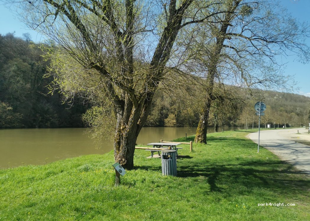 (54460) Liverdun - Avenue Eugène Lerebourg — foto