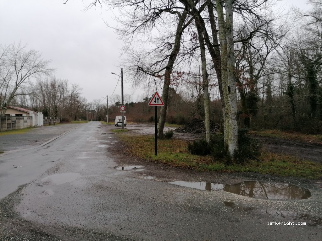 (33170) Gradignan - 19 Chemin de Kercado — foto
