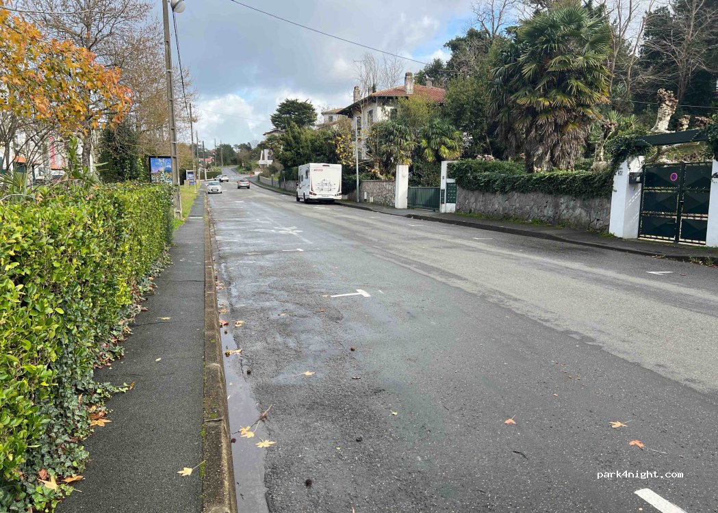 (64500) Saint-Jean-de-Luz - 34 Rue Paul Gelos — foto 3