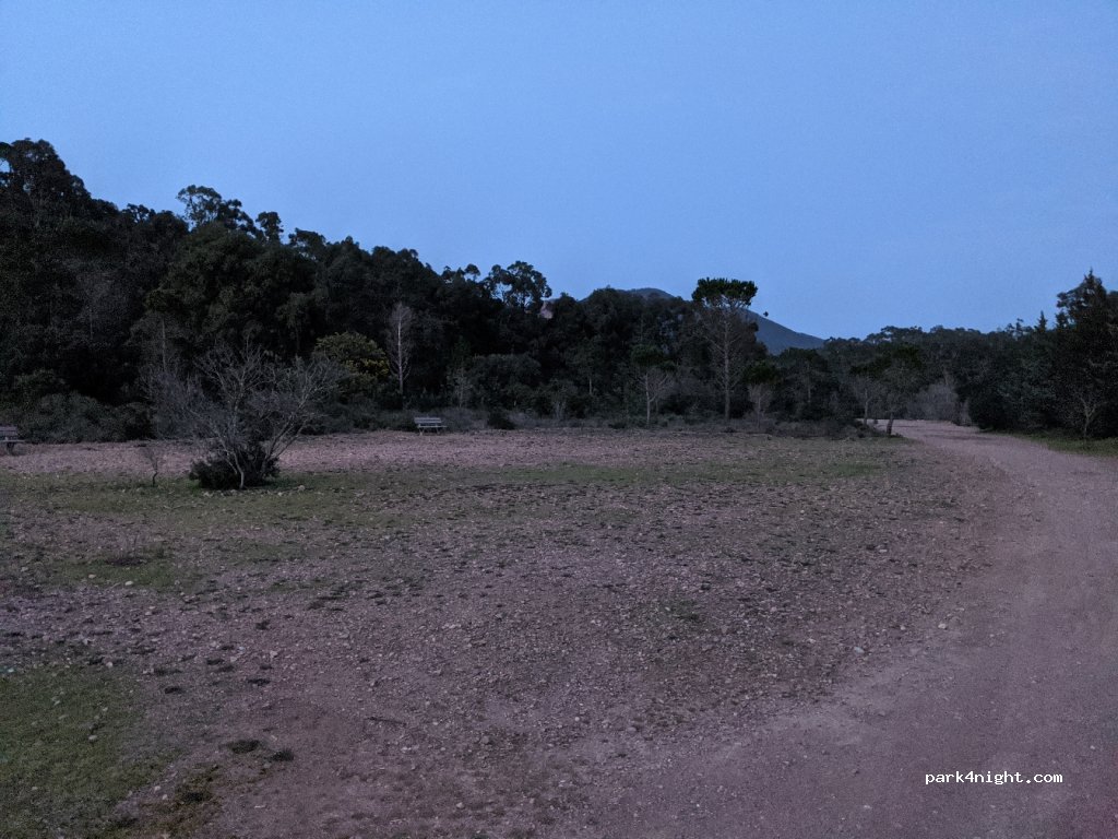 (83700) Saint-Raphaël - Unnamed Road — foto