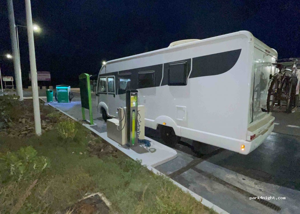 BP gas station — foto 2