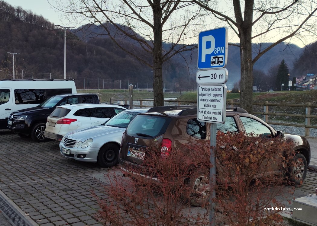 (3000) Celje - 15 Ulica XIV. divizije — foto 5