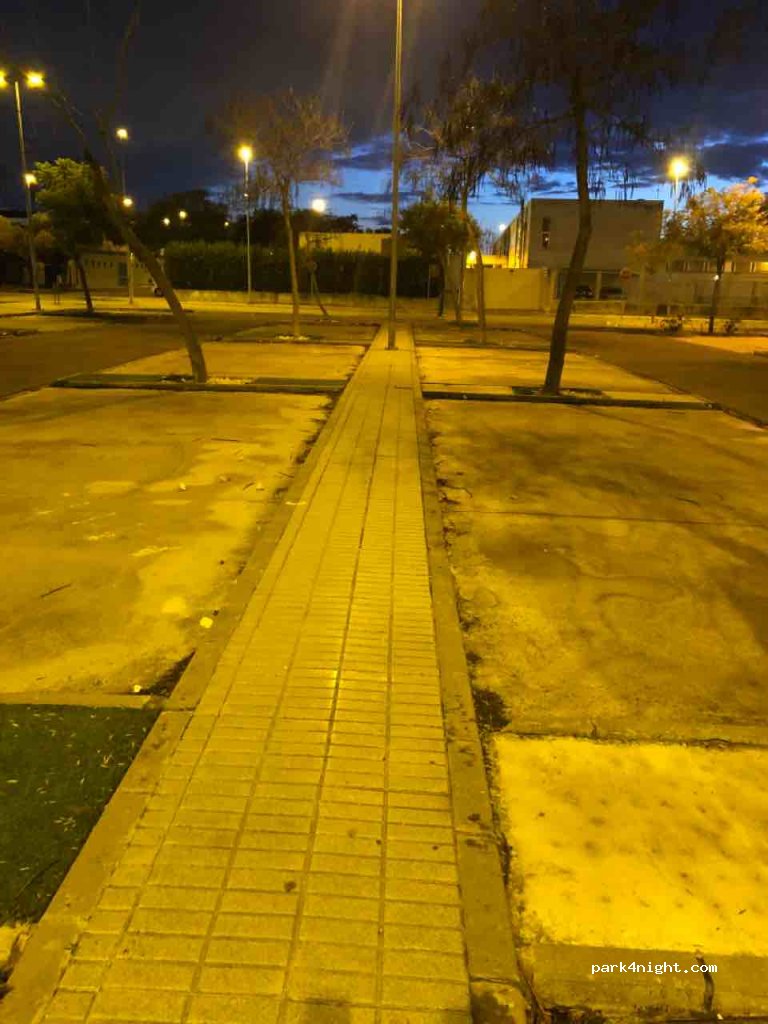 (41309) La Rinconada - 1 Calle Villaverde del Río — foto