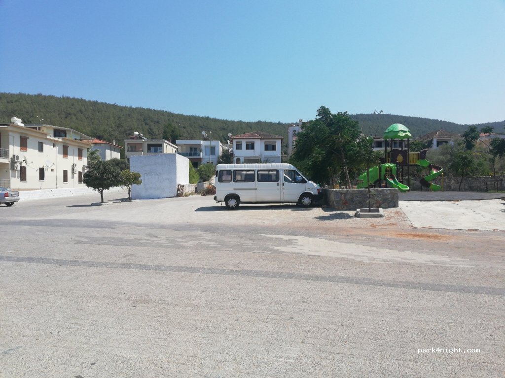 (48450)  - 21 19 Mayıs Caddesi — foto