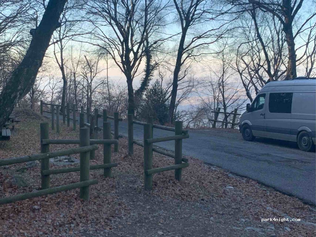 (22012) Cernobbio - Via Per II Bisbino — foto 2