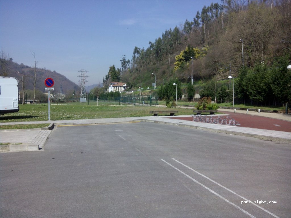 (33989) Pola de Laviana - Calle José M. Díaz G. Jove — foto