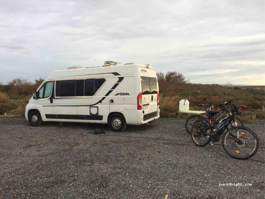 (11210) Port-la-Nouvelle - Chemin de Sainte-Lucie — foto